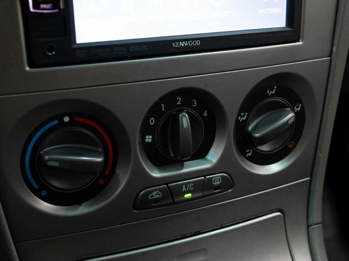 Subaru Forester, 2005 Фото №18