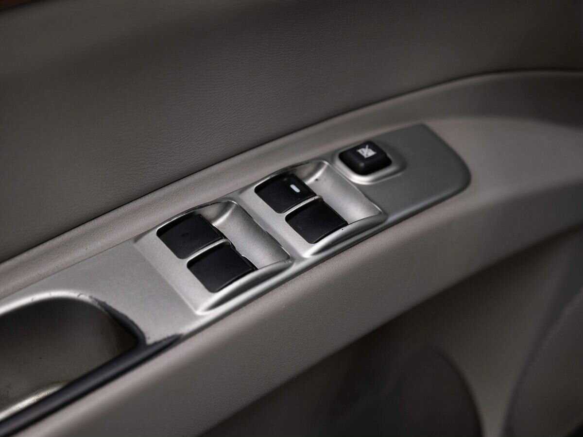 Mitsubishi Pajero Sport, 2008 Фото №16