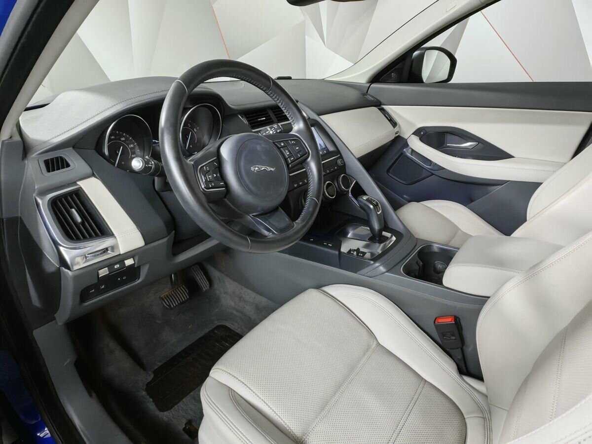 Jaguar E-Pace, 2019 Фото №14
