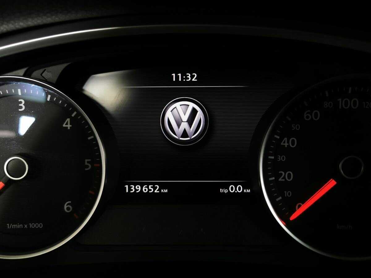 Volkswagen Touareg, 2011 Фото №17