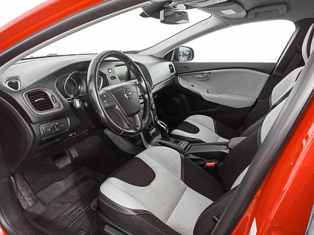 Volvo V40 Cross Country, 2013 Фото №12