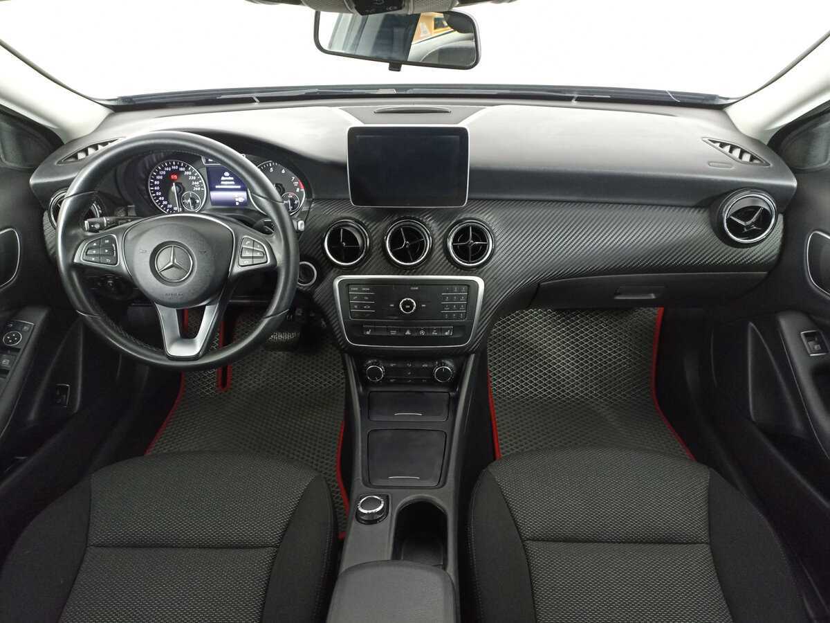 Mercedes-Benz GLA 200, 2016 Фото №11
