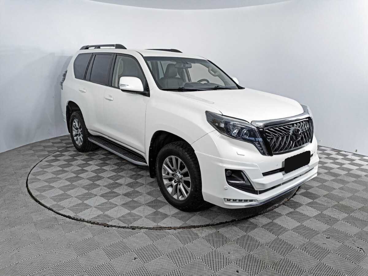 Toyota Land Cruiser Prado, 2017 - 128 641 км. | Фото №3