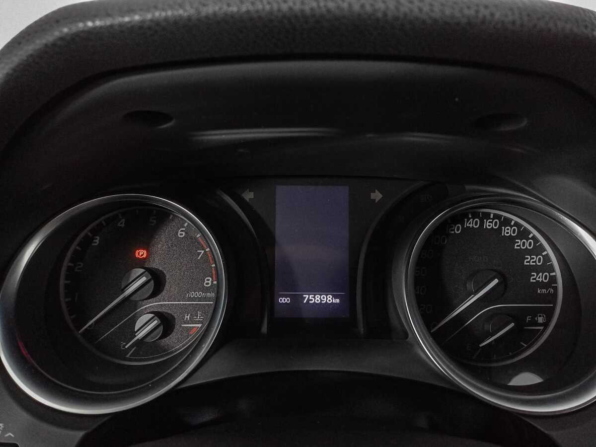 Toyota Camry, 2019 Фото №9