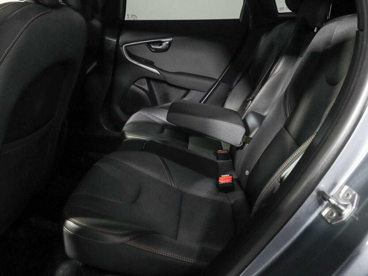 Volvo V40 Cross Country, 2019 - 119 824 км. | Фото №7