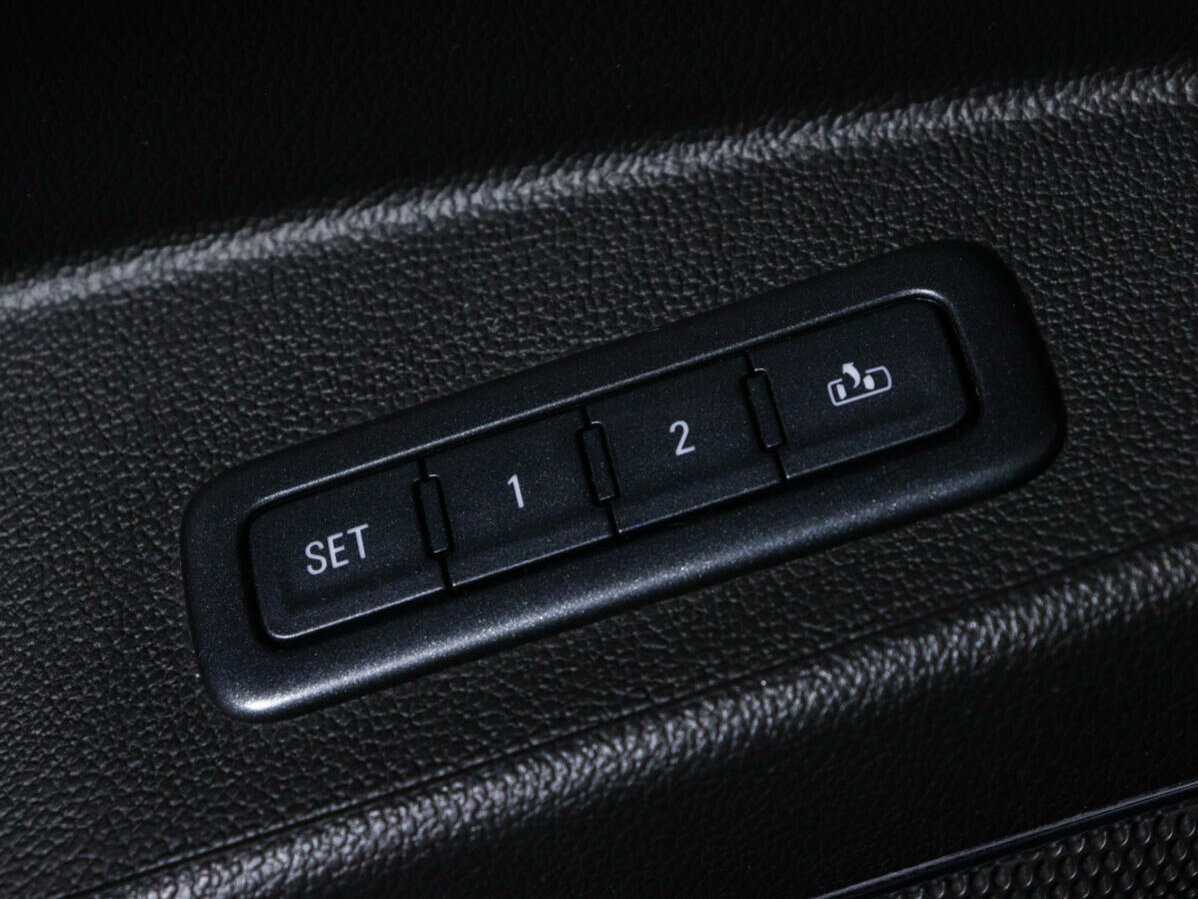 Chevrolet Tahoe, 2015 Фото №20