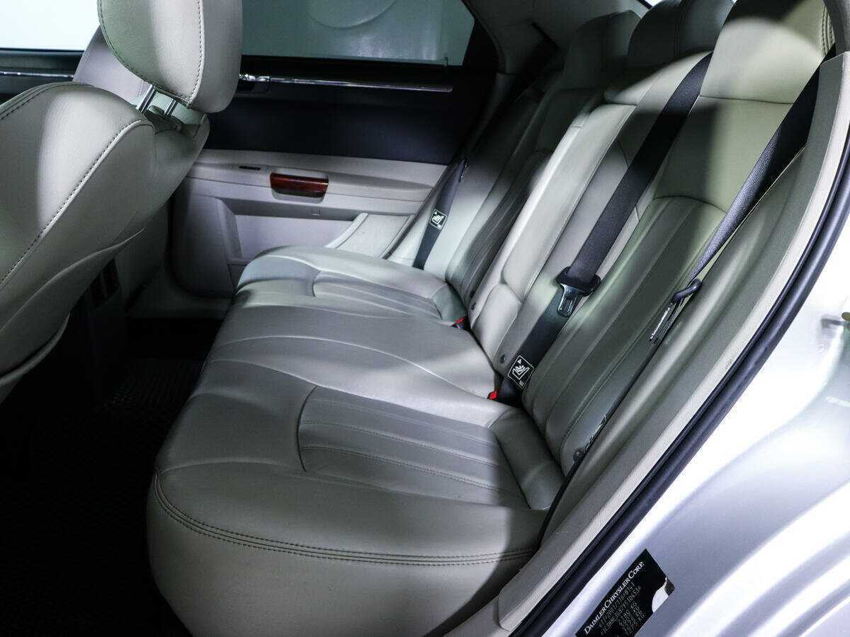 Chrysler 300C, 2006 - 250 000 км. | Фото №8