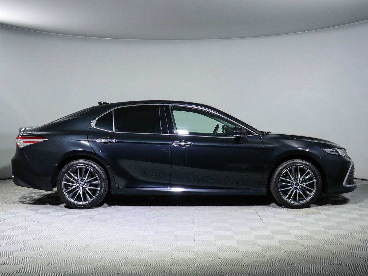 Toyota Camry, 2023 - 19 318 км. | Фото №3