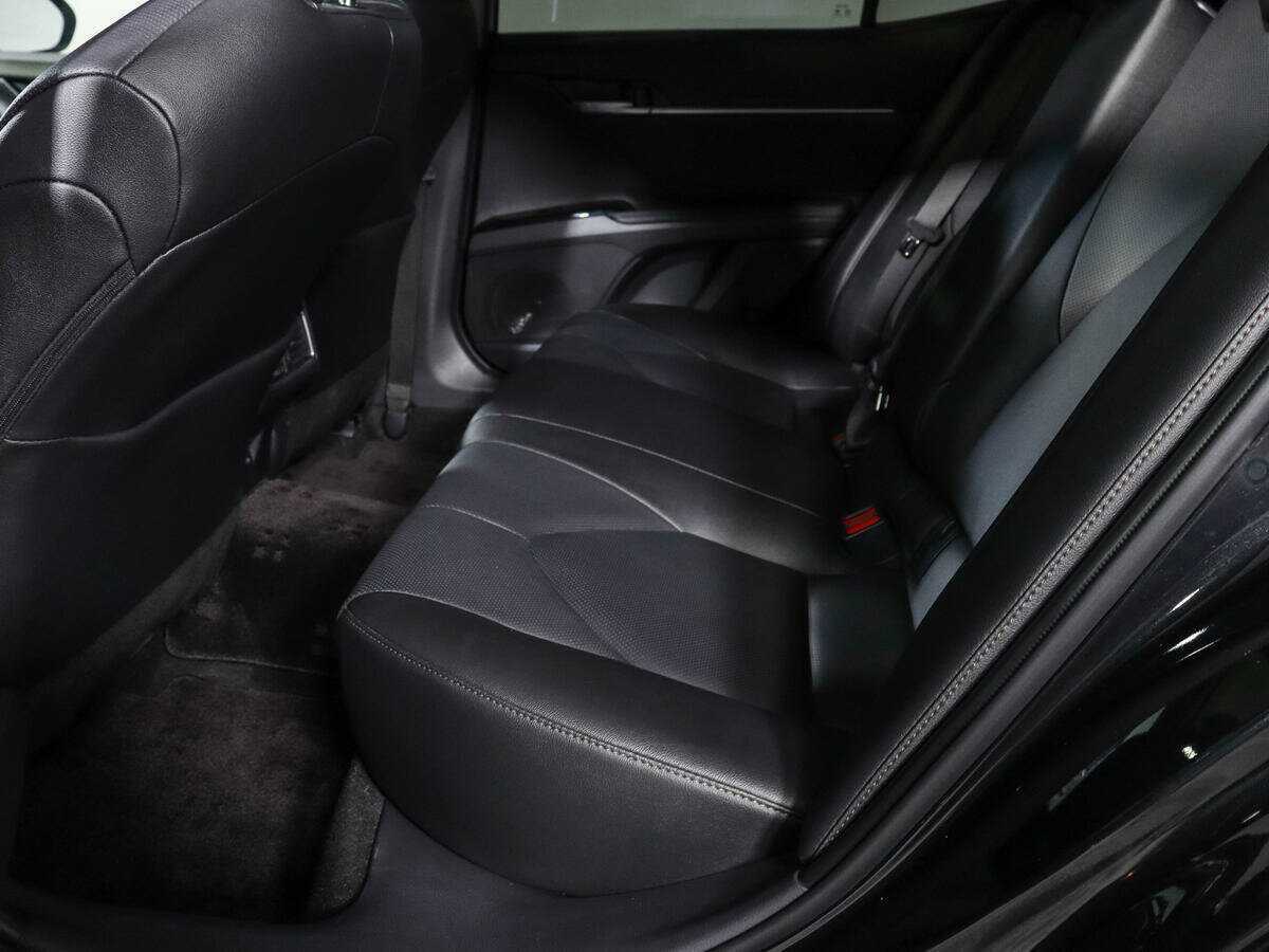 Toyota Camry, 2023 Фото №9