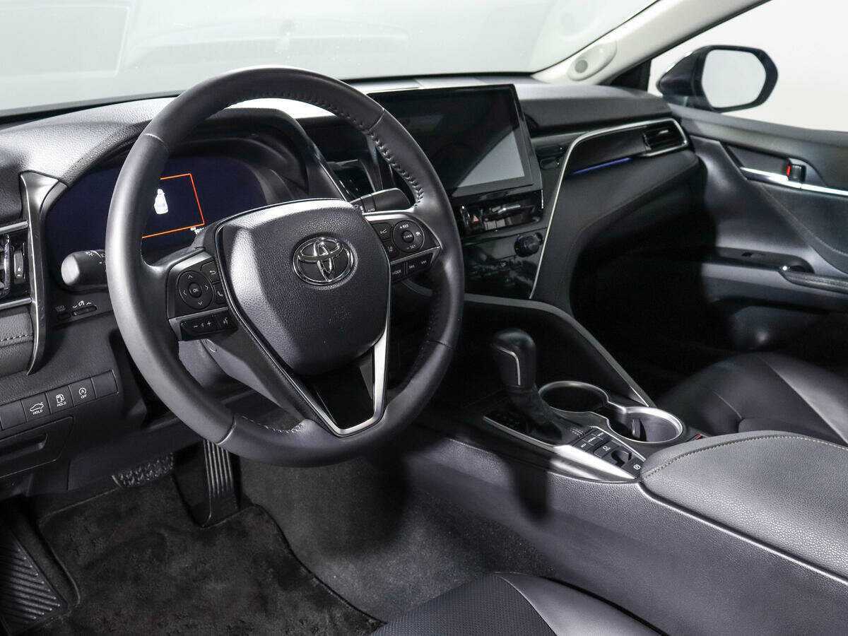 Toyota Camry, 2023 Фото №13