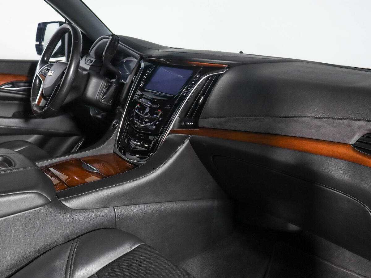 Cadillac Escalade ESV, 2018 - 101 720 км. | Фото №7