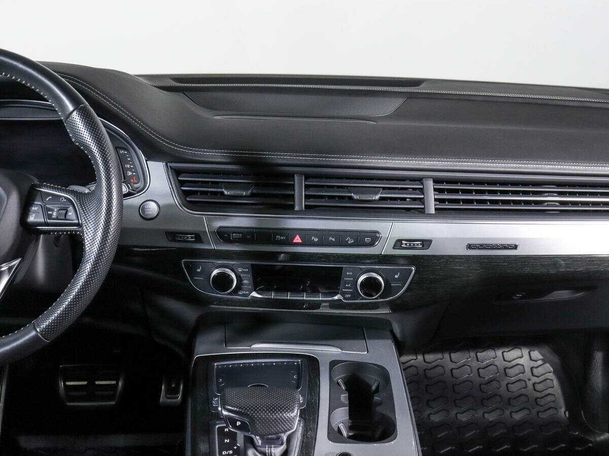 Audi Q7, 2018 Фото №11