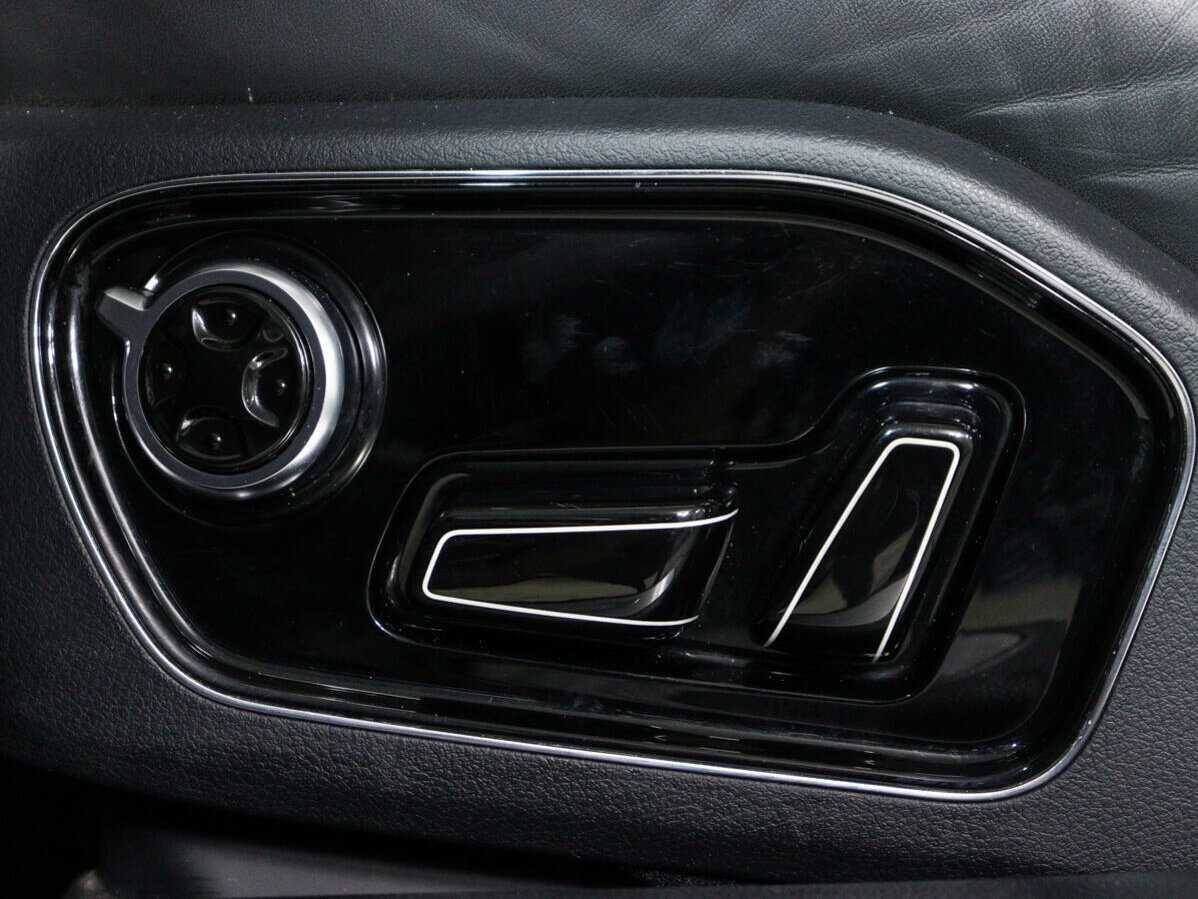 Audi A8 Long, 2015 Фото №14