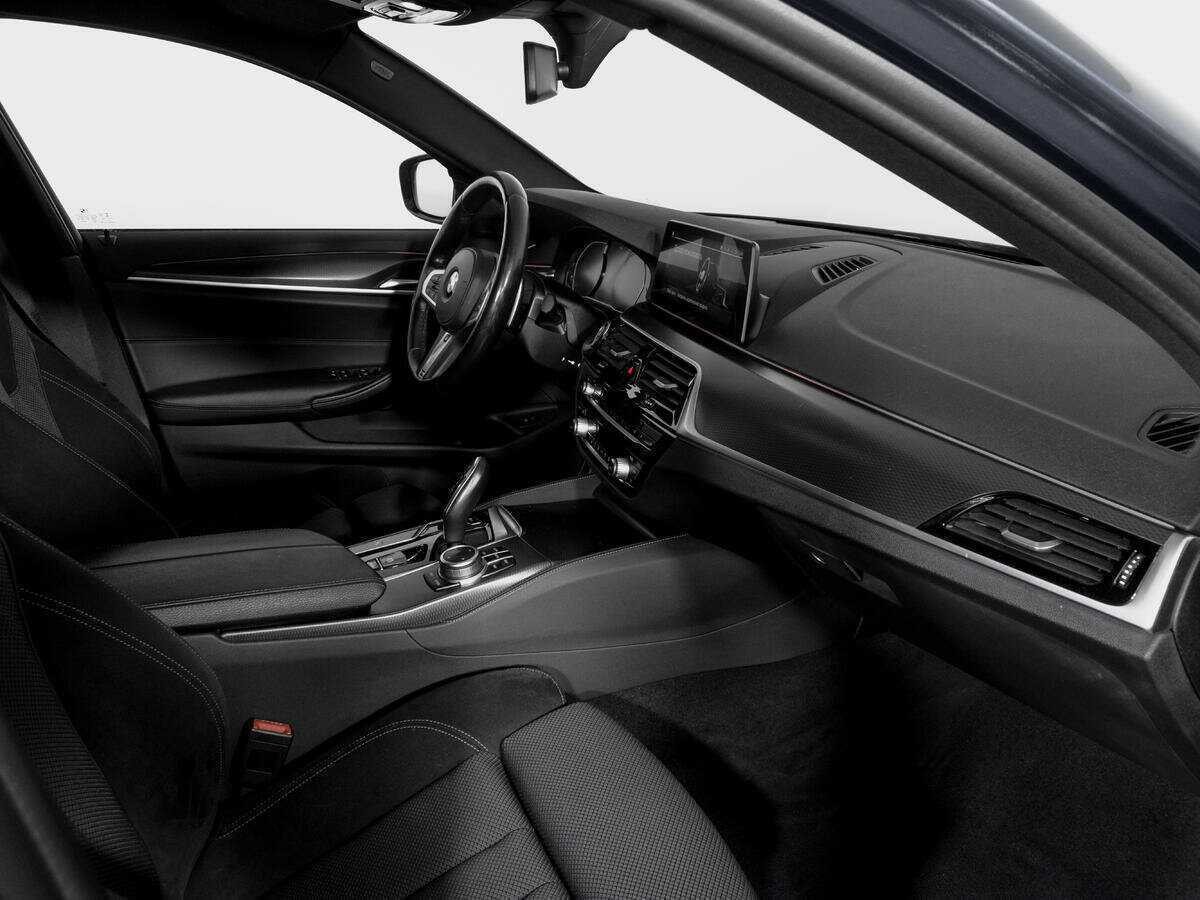 BMW 5 серии 520d xDrive, 2020 Фото №9