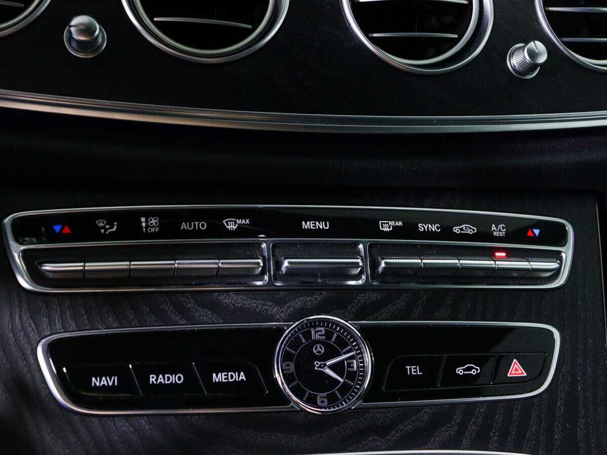 Mercedes-Benz E-Класс 220 d, 2018 Фото №22