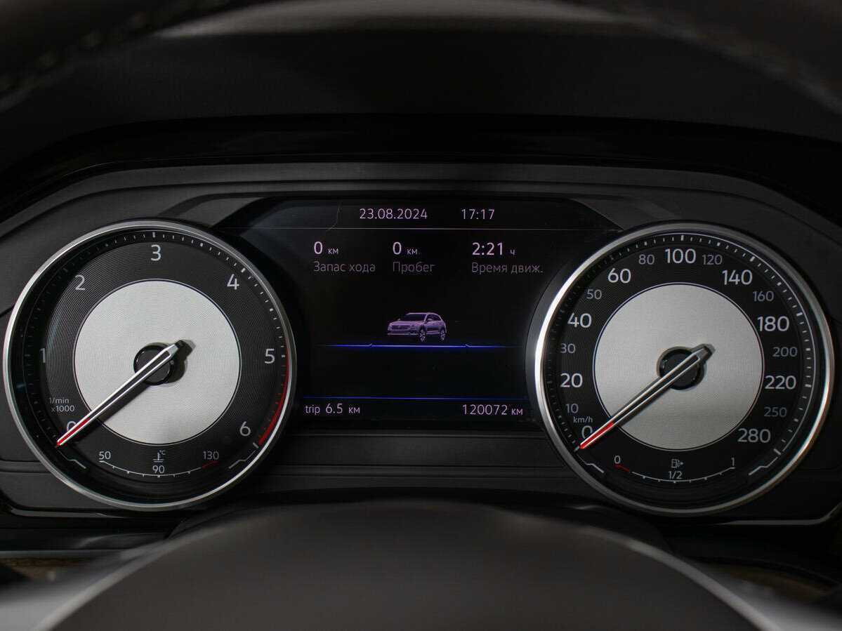 Volkswagen Touareg, 2018 Фото №17