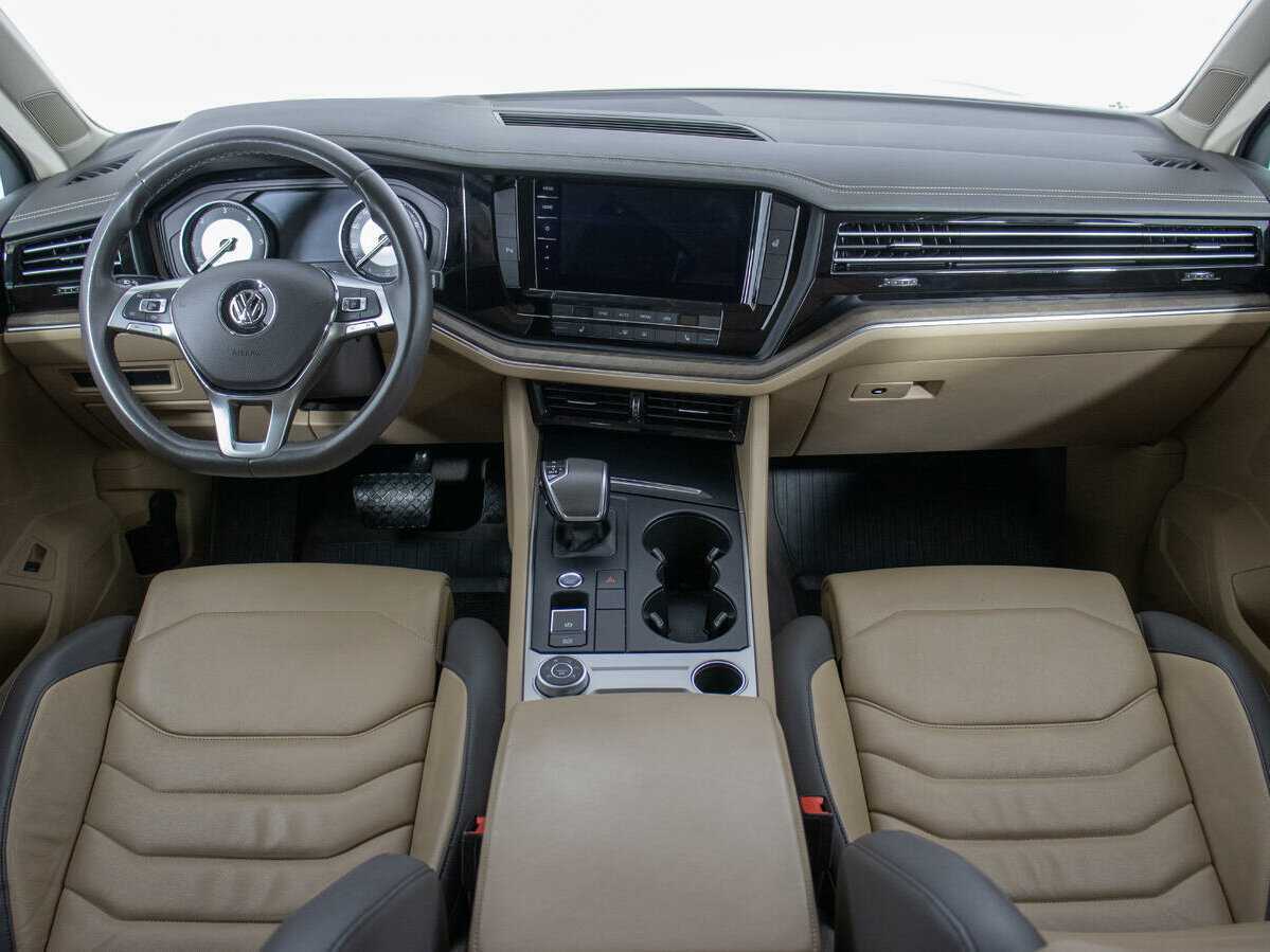 Volkswagen Touareg, 2018 Фото №19