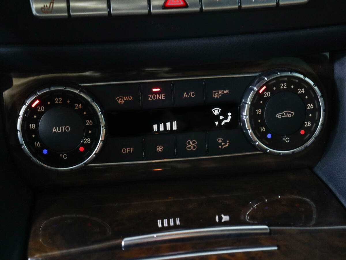 Mercedes-Benz CLS 250 BlueTEC, 2014 Фото №17