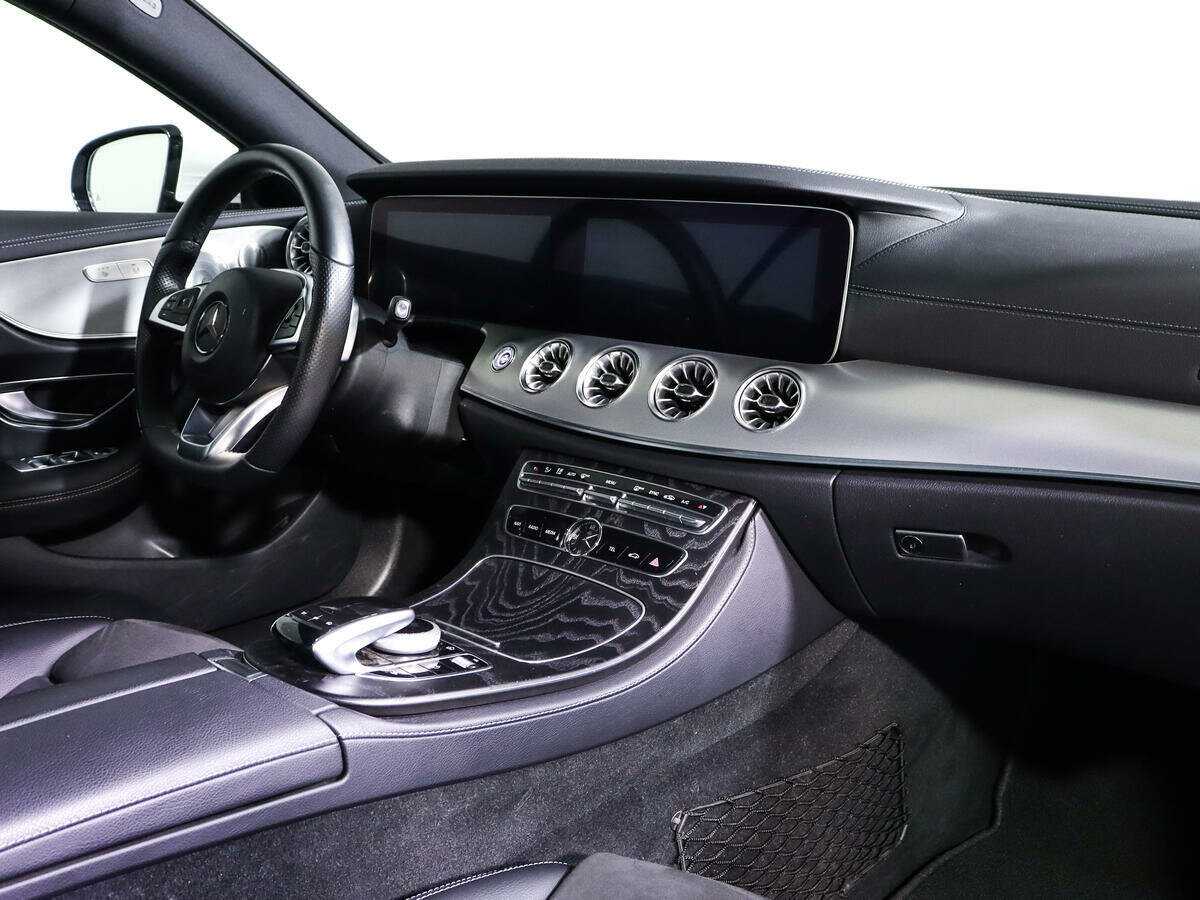Mercedes-Benz E-Класс 200, 2018 - 41 832 км. | Фото №7