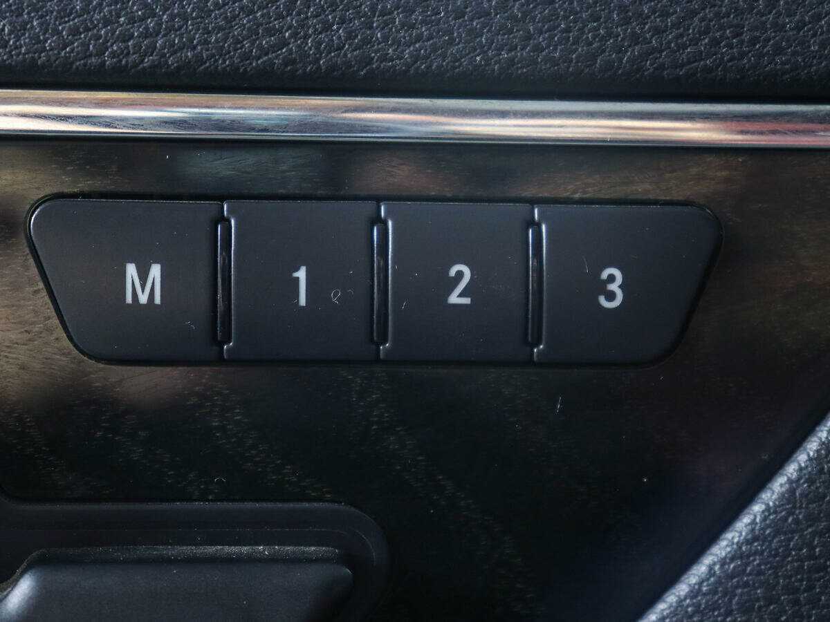 Mercedes-Benz E-Класс 250 7G-Tronic, 2011 Фото №14