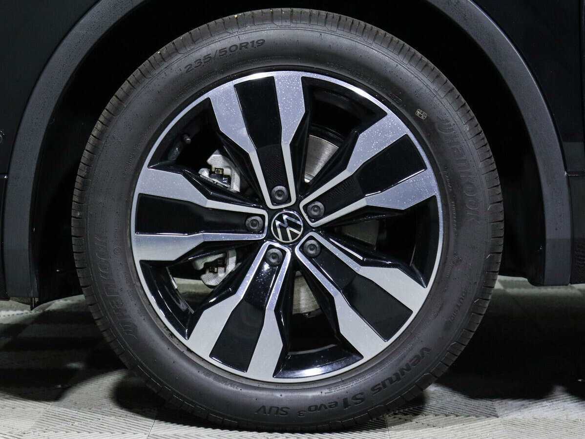 Volkswagen Tiguan L, 2023 Фото №14