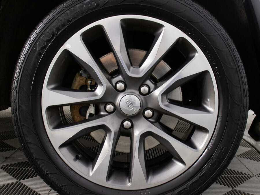 Jeep Grand Cherokee, 2018 Фото №24