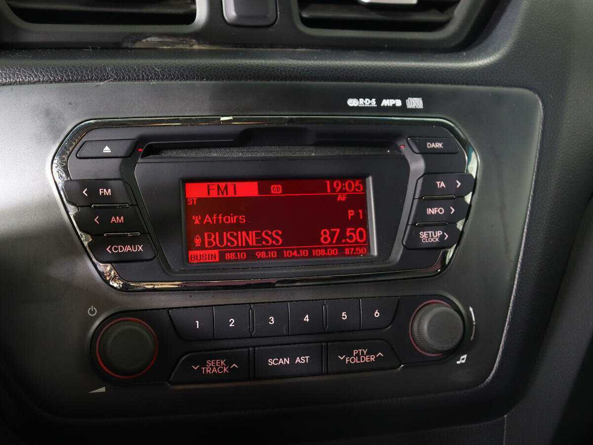 Kia Rio 4-speed, 2011 Фото №15