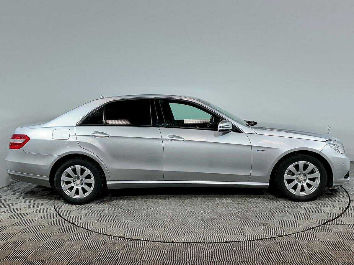 Mercedes-Benz E-Класс 200 5G-Tronic, 2010 - 165 250 км. | Фото №4