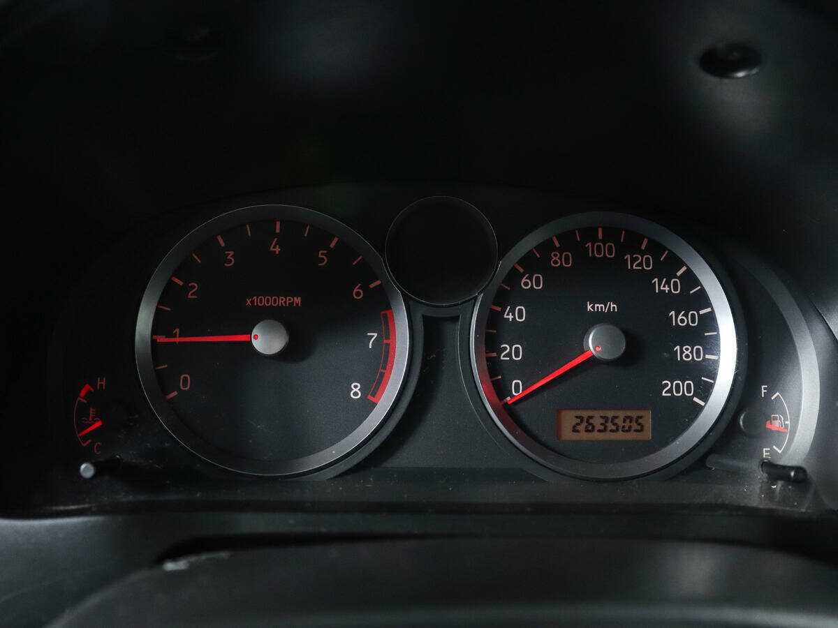 Suzuki Liana, 2005 Фото №10