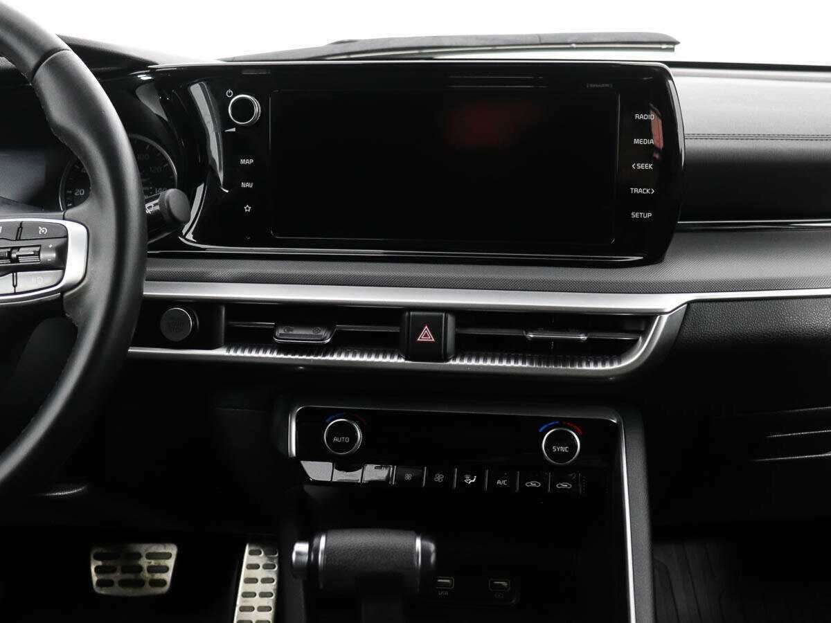 Kia K5, 2022 Фото №14