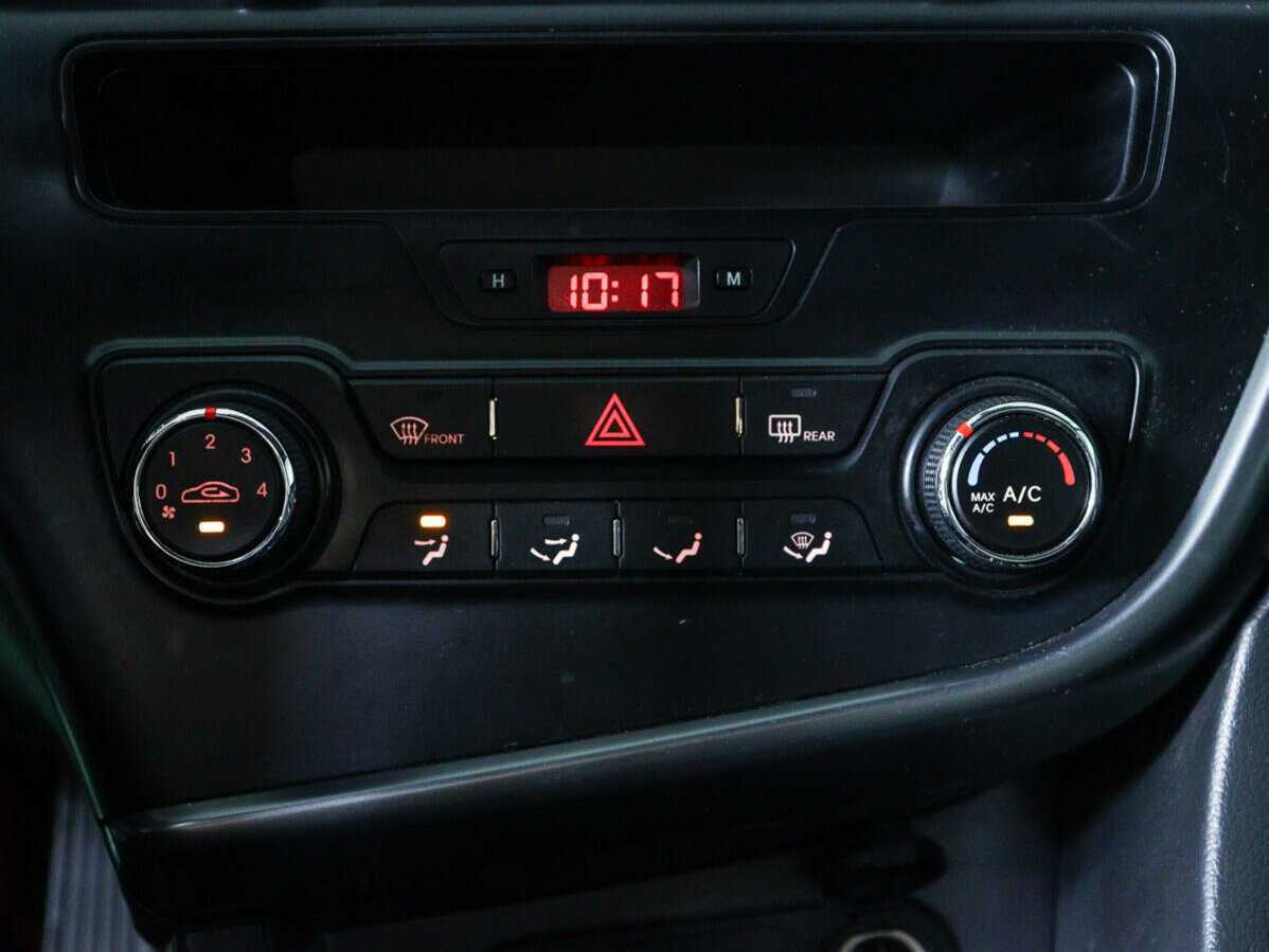 Kia K5, 2011 Фото №15