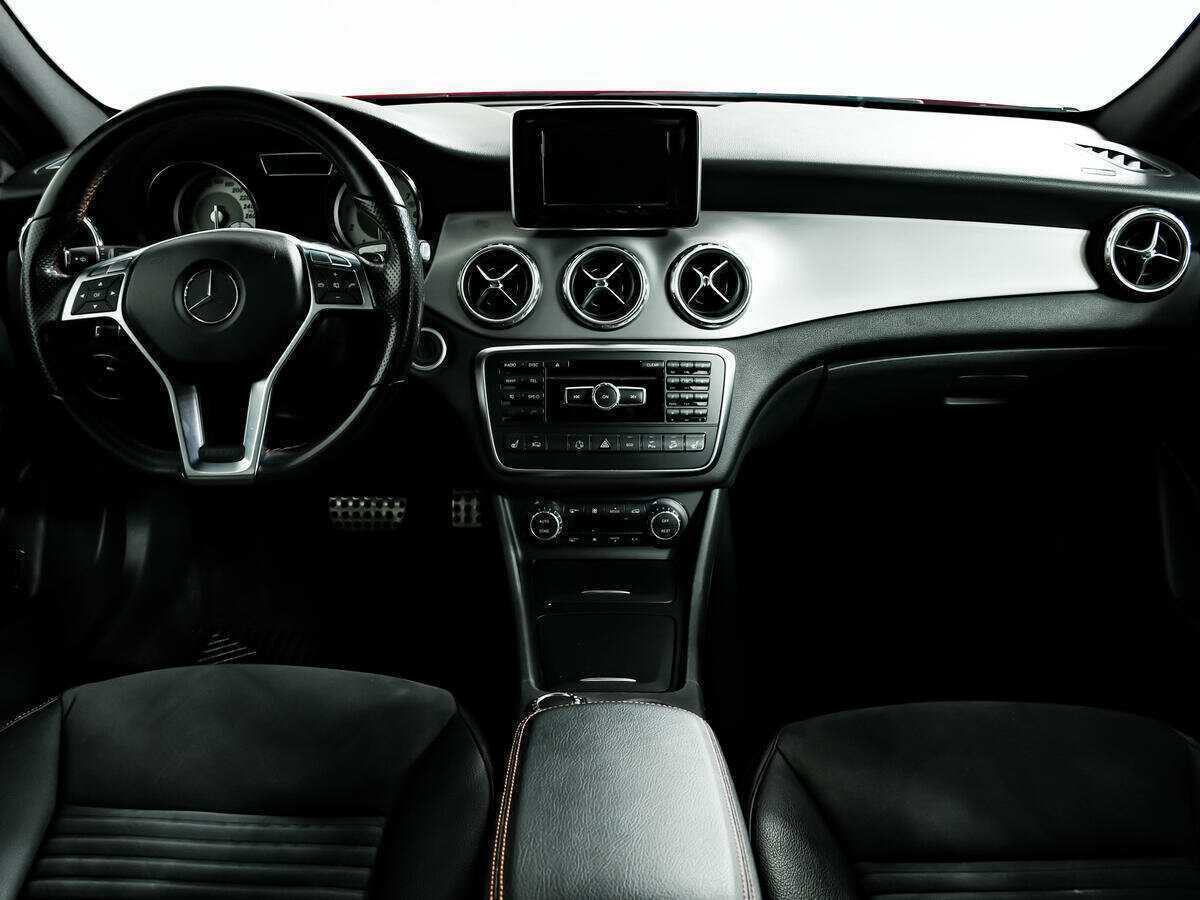 Mercedes-Benz GLA 250, 2014 Фото №11