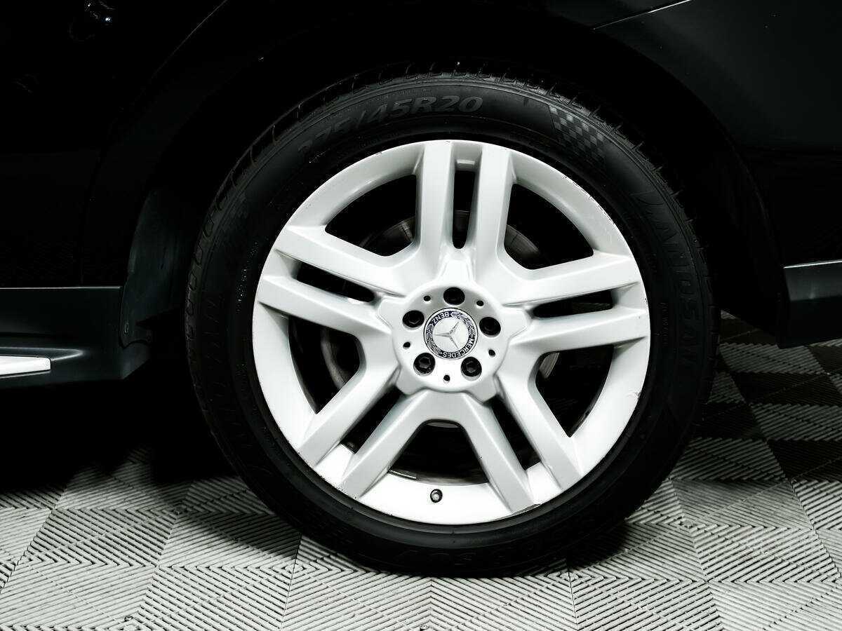 Mercedes-Benz GLE 400, 2016 Фото №14