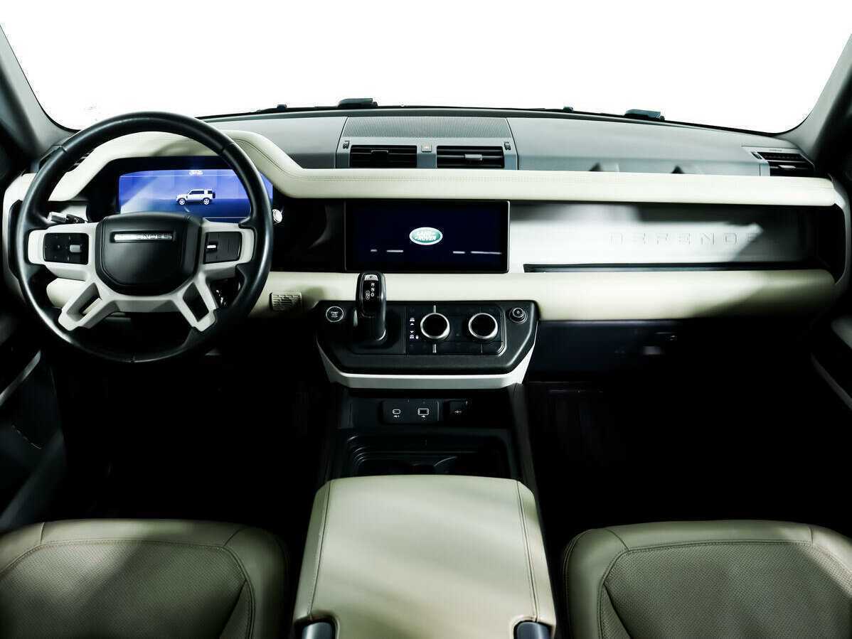 Land Rover Defender 110, 2021 Фото №11