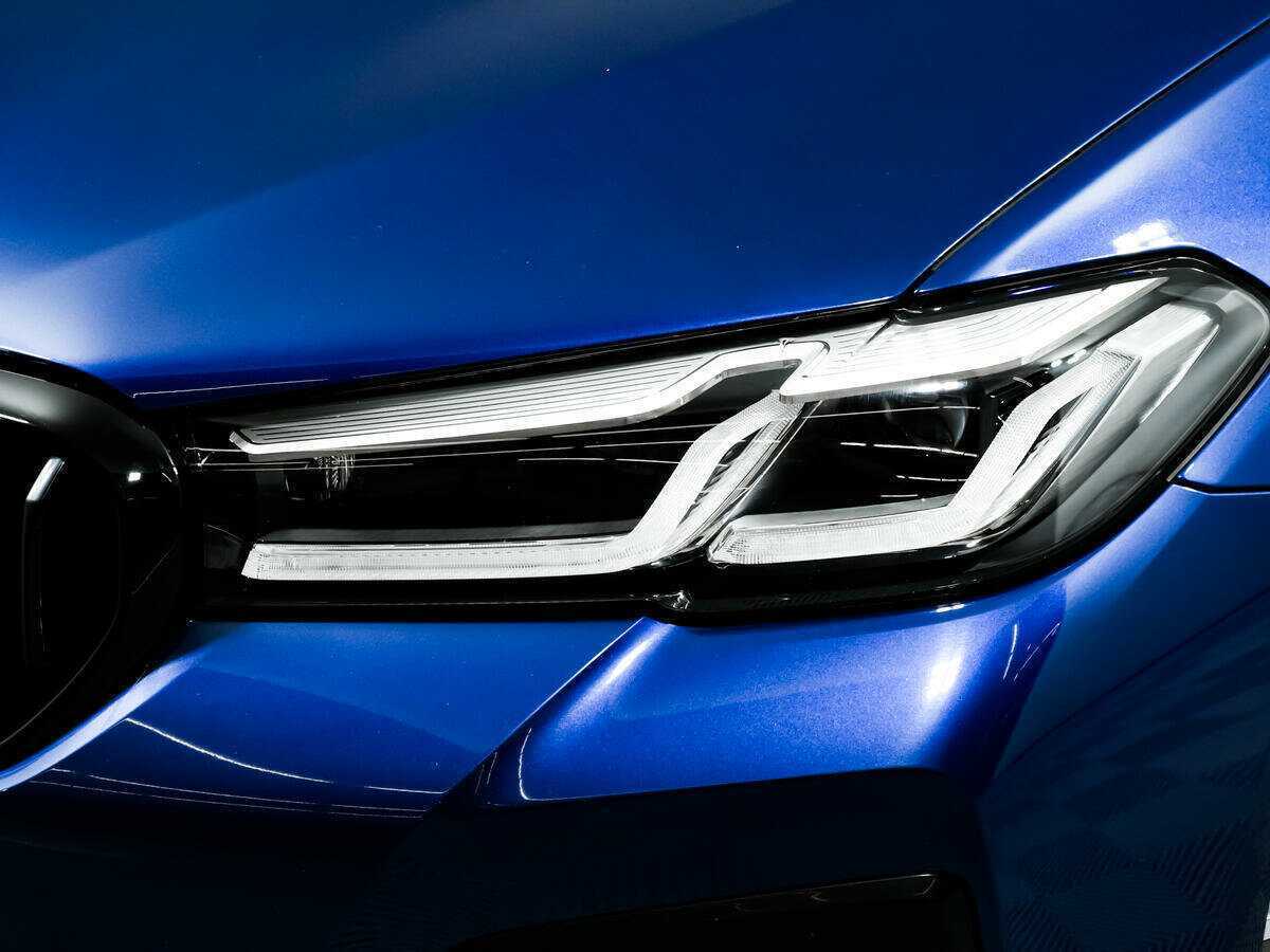 BMW 5 серии 520d xDrive, 2021 Фото №15