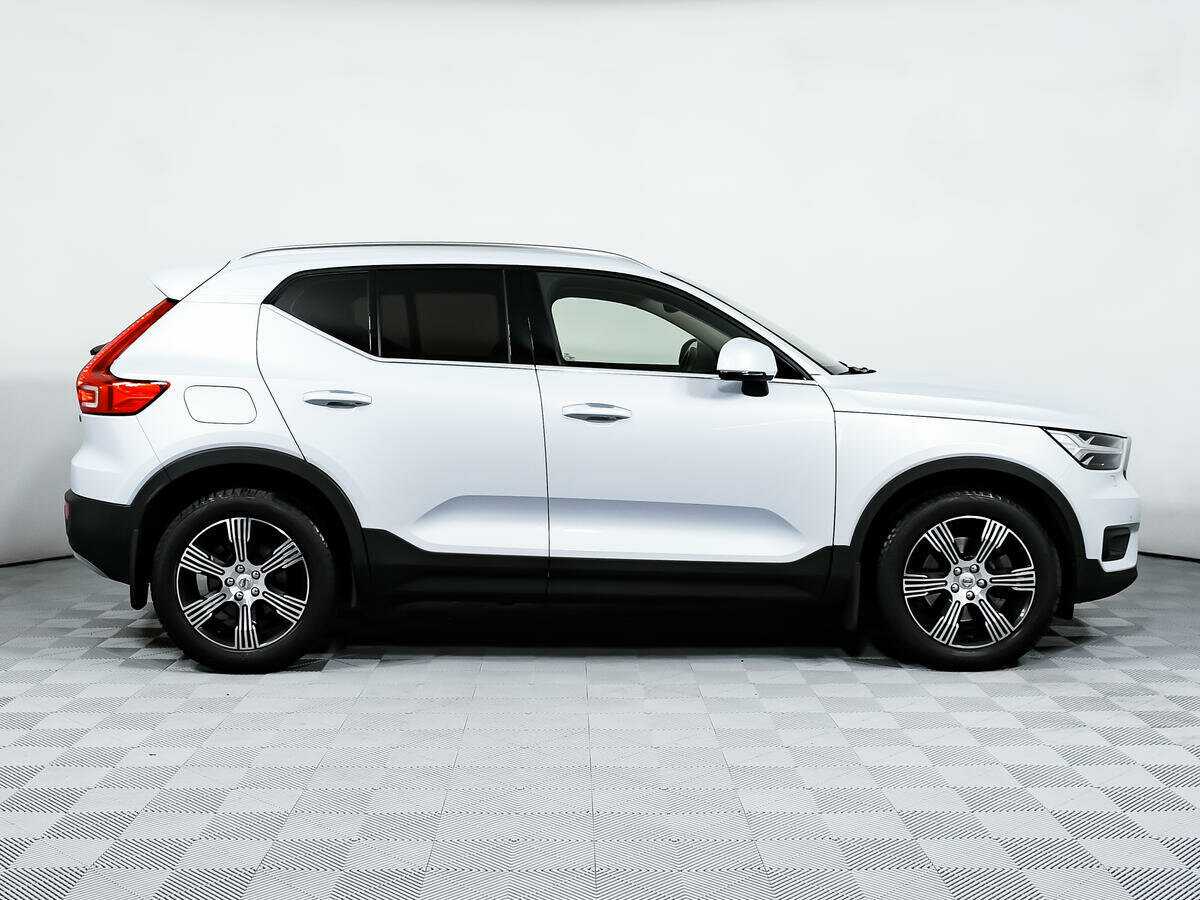 Volvo XC40, 2021 - 81 445 км. | Фото №4