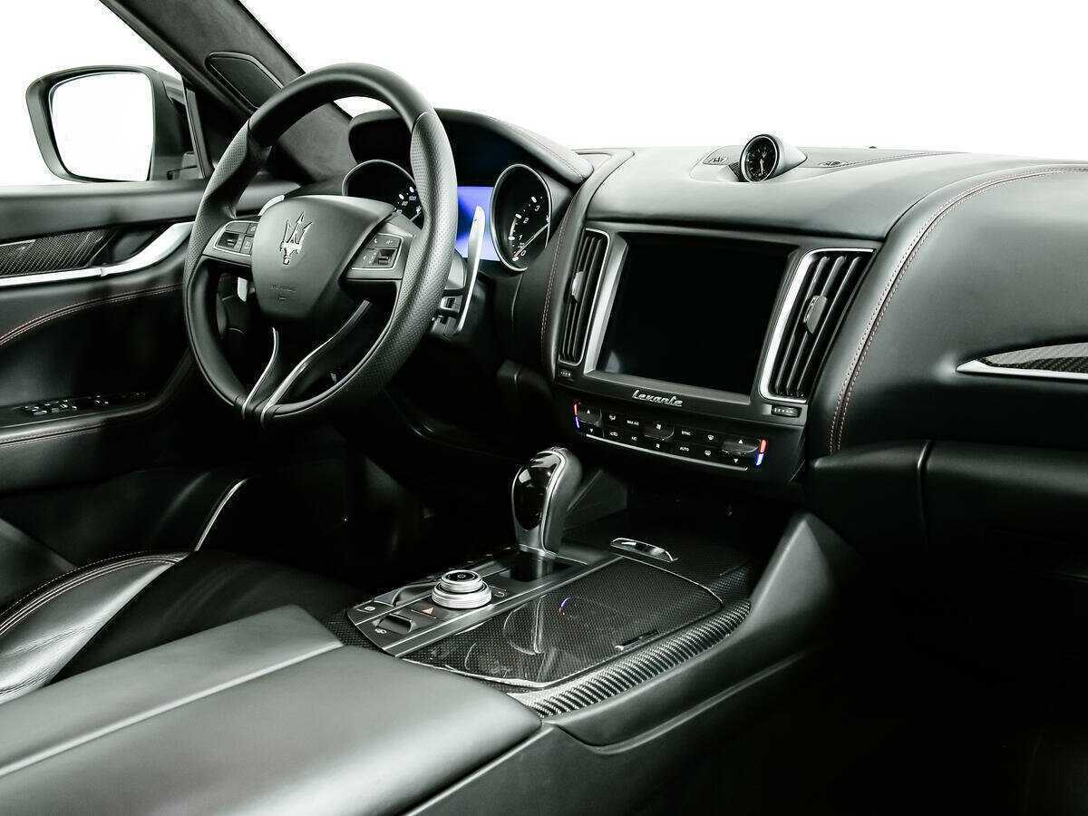 Maserati Levante, 2017 Фото №9