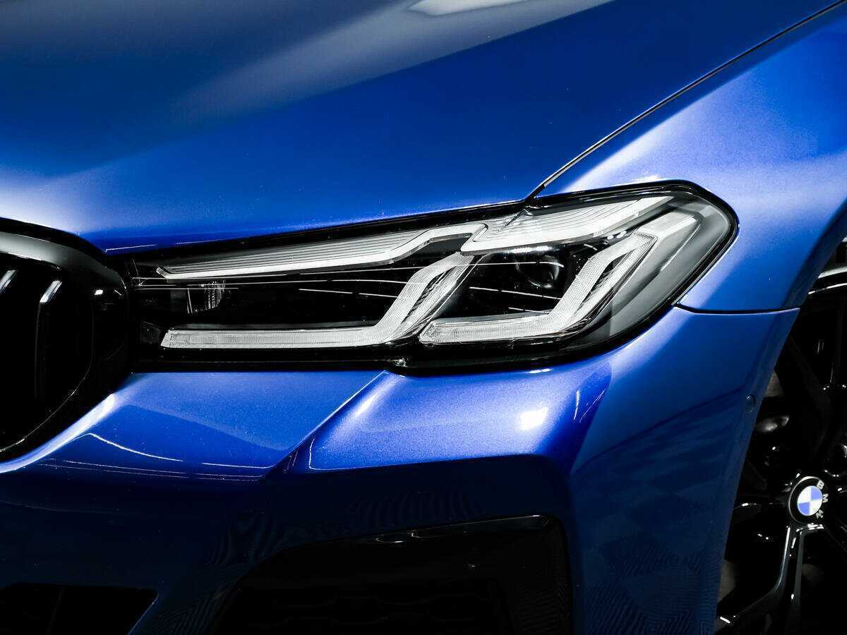 BMW 5 серии 520d xDrive, 2022 Фото №15