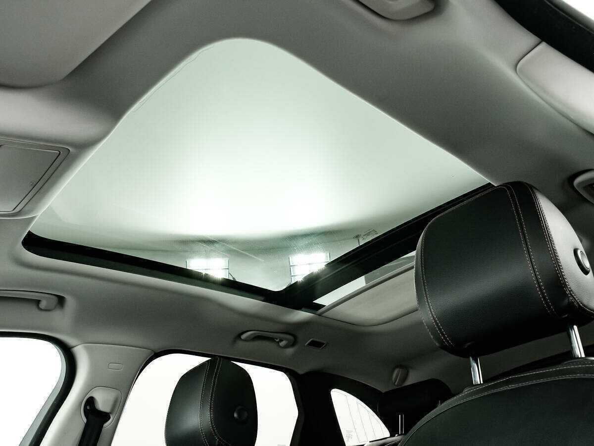 Jaguar F-Pace, 2016 Фото №17