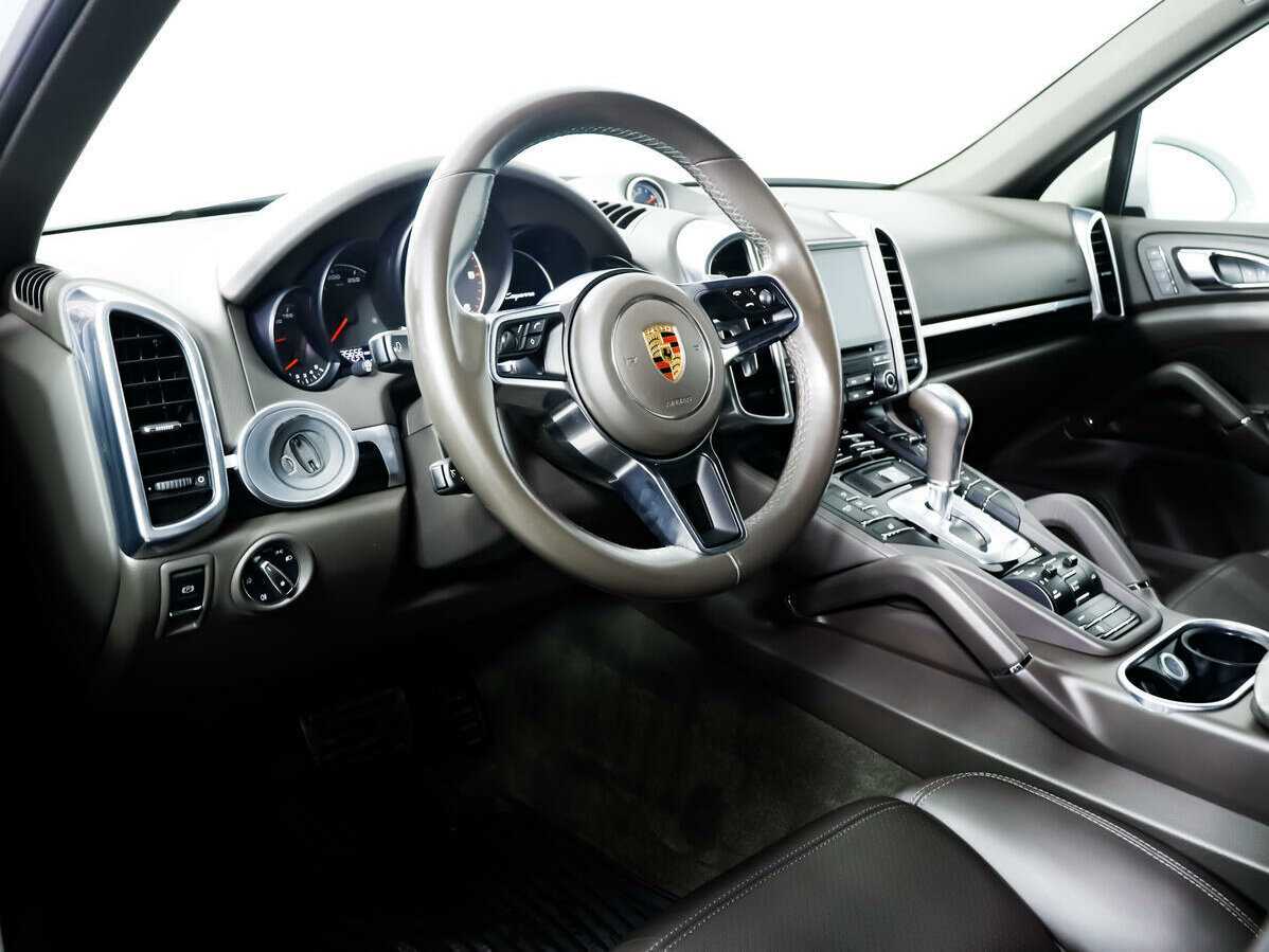 Porsche Cayenne Diesel, 2016 Фото №11