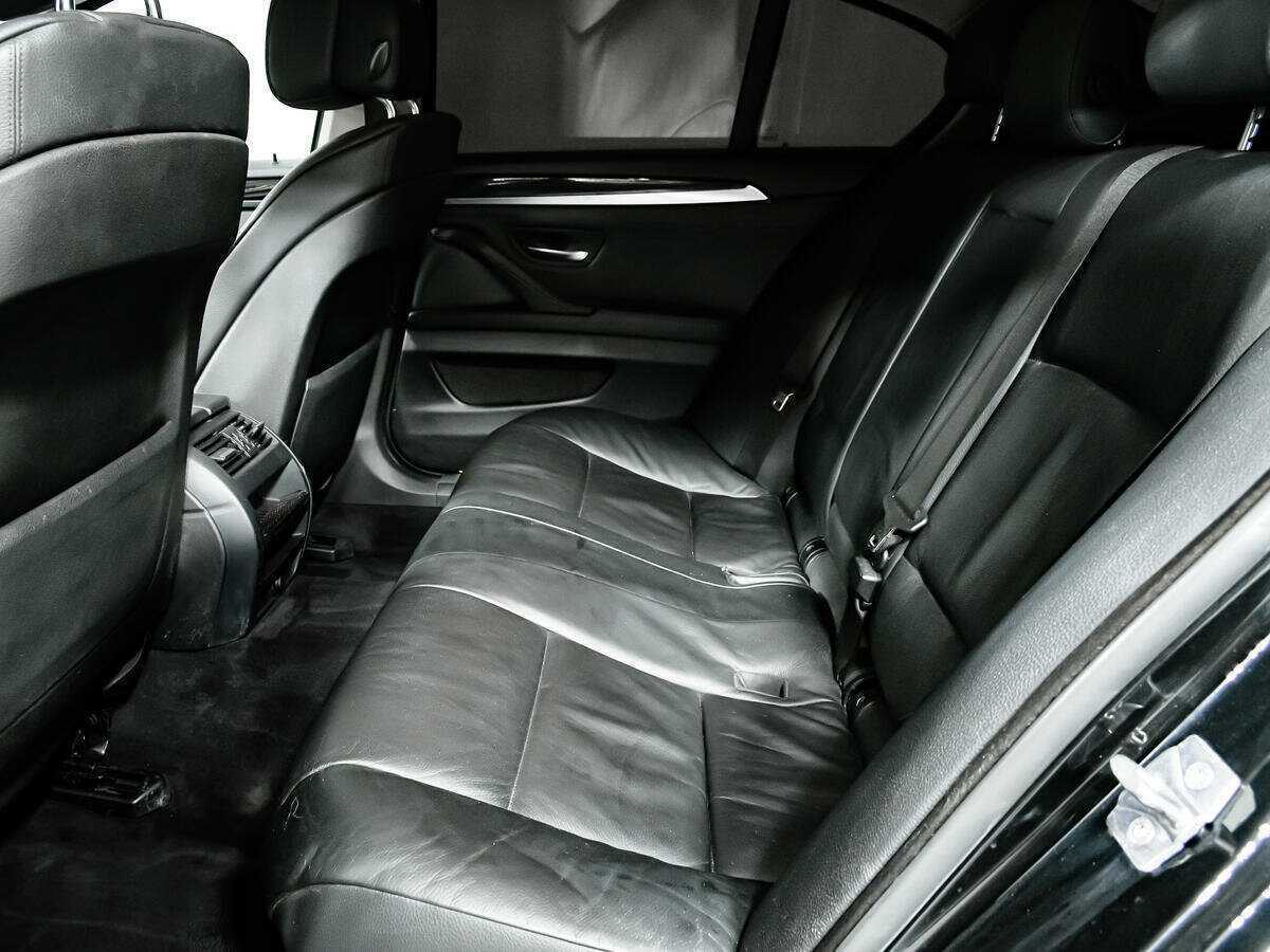 BMW 5 серии 528i, 2010 Фото №12