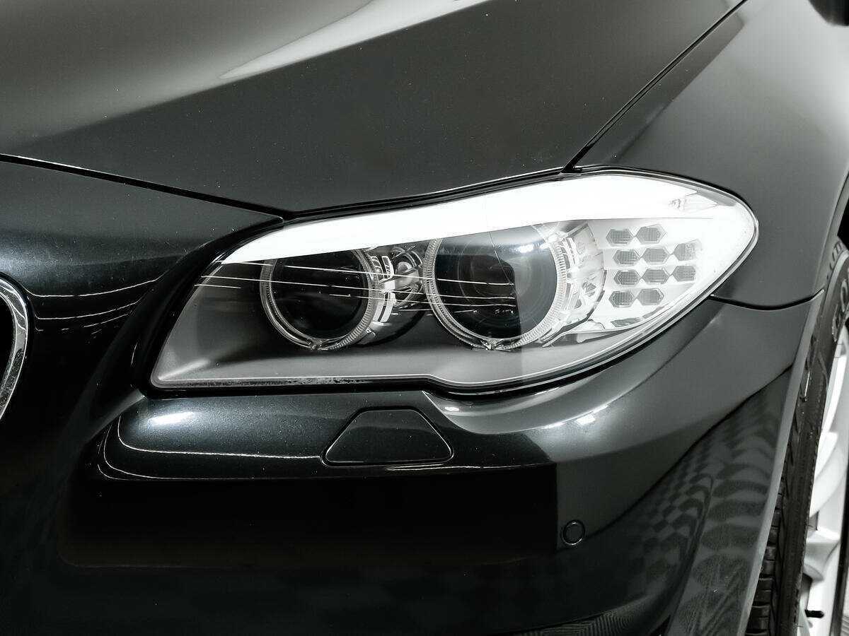 BMW 5 серии 528i, 2010 Фото №15