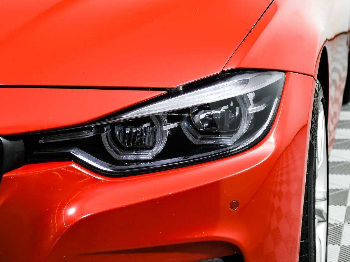 BMW 3 серии 320i xDrive, 2018 Фото №15