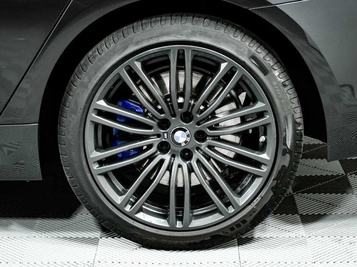 BMW 5 серии 530d xDrive, 2019 Фото №13