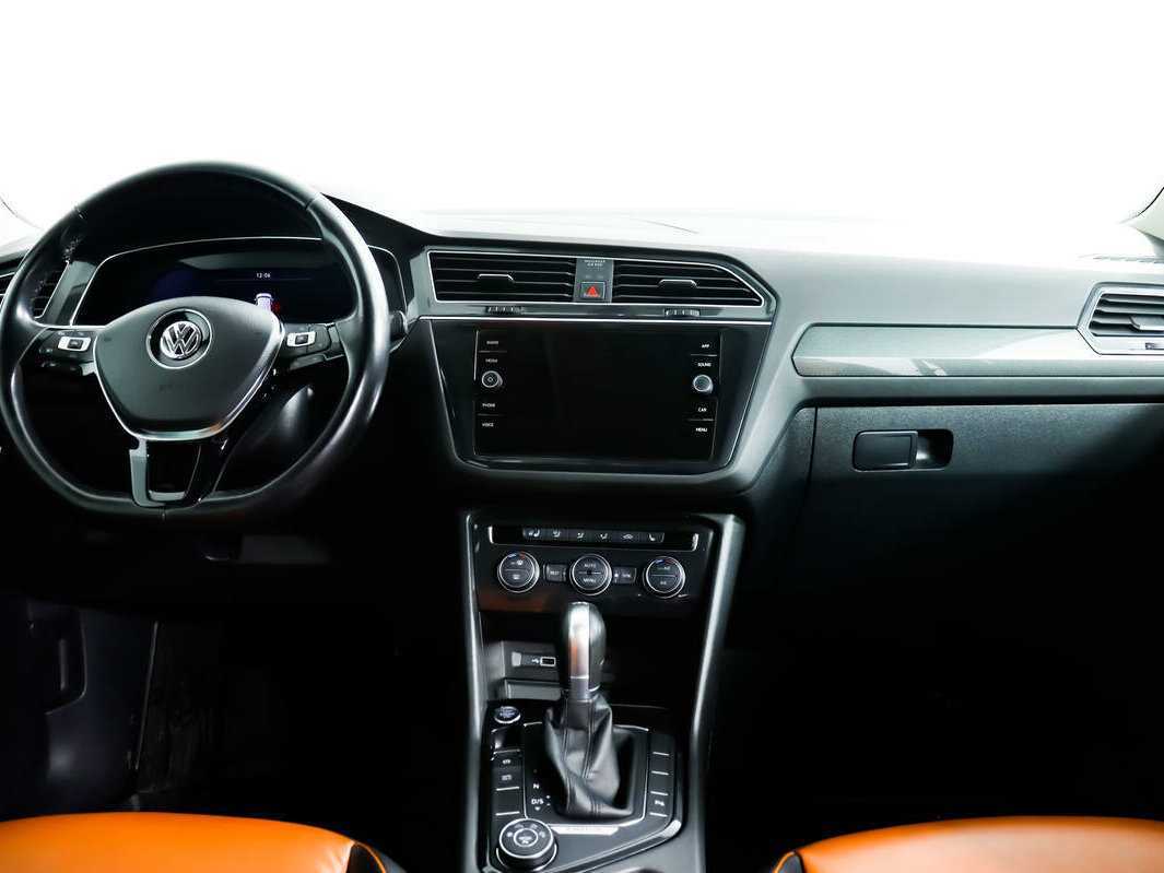 Volkswagen Tiguan, 2017 Фото №11