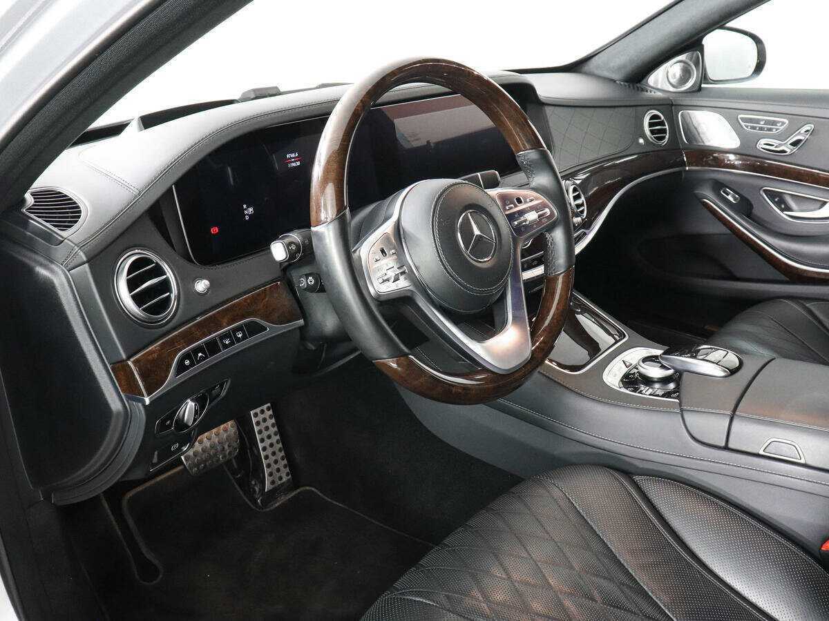 Mercedes-Benz S-Класс 560 Long, 2018 Фото №11