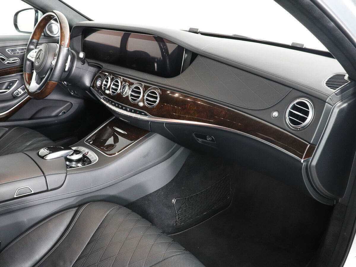 Mercedes-Benz S-Класс 560 Long, 2018 Фото №12