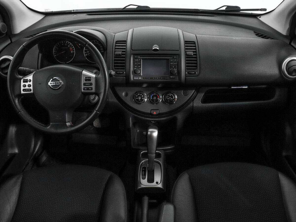 Nissan Note, 2010 Фото №10