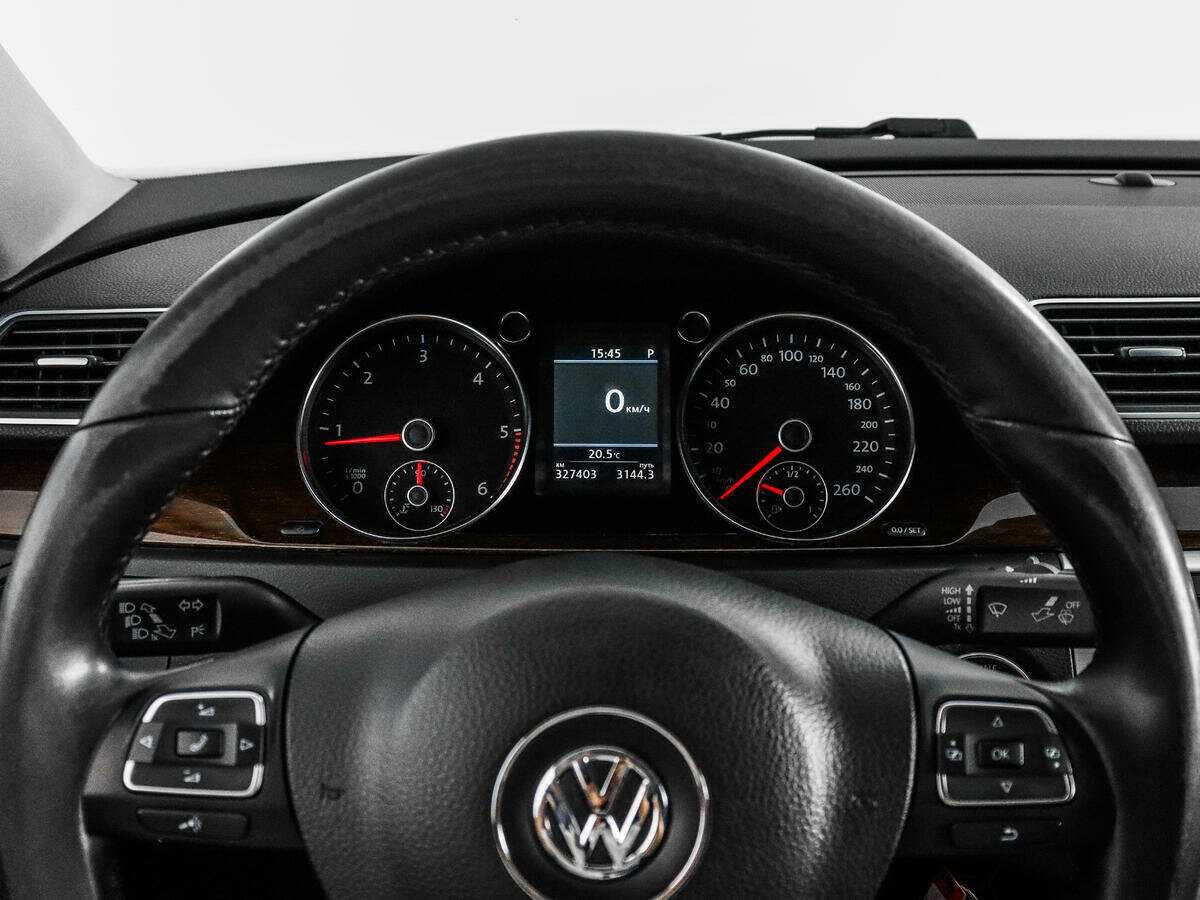 Volkswagen Passat, 2011 Фото №18