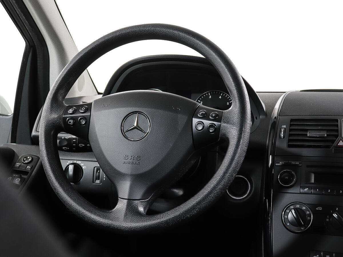 Mercedes-Benz A-Класс 180, 2009 Фото №14